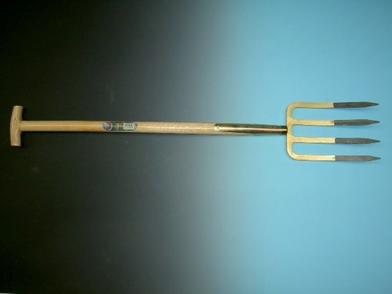 Spitvork Offner brons 4 tands met  85cm T-steel